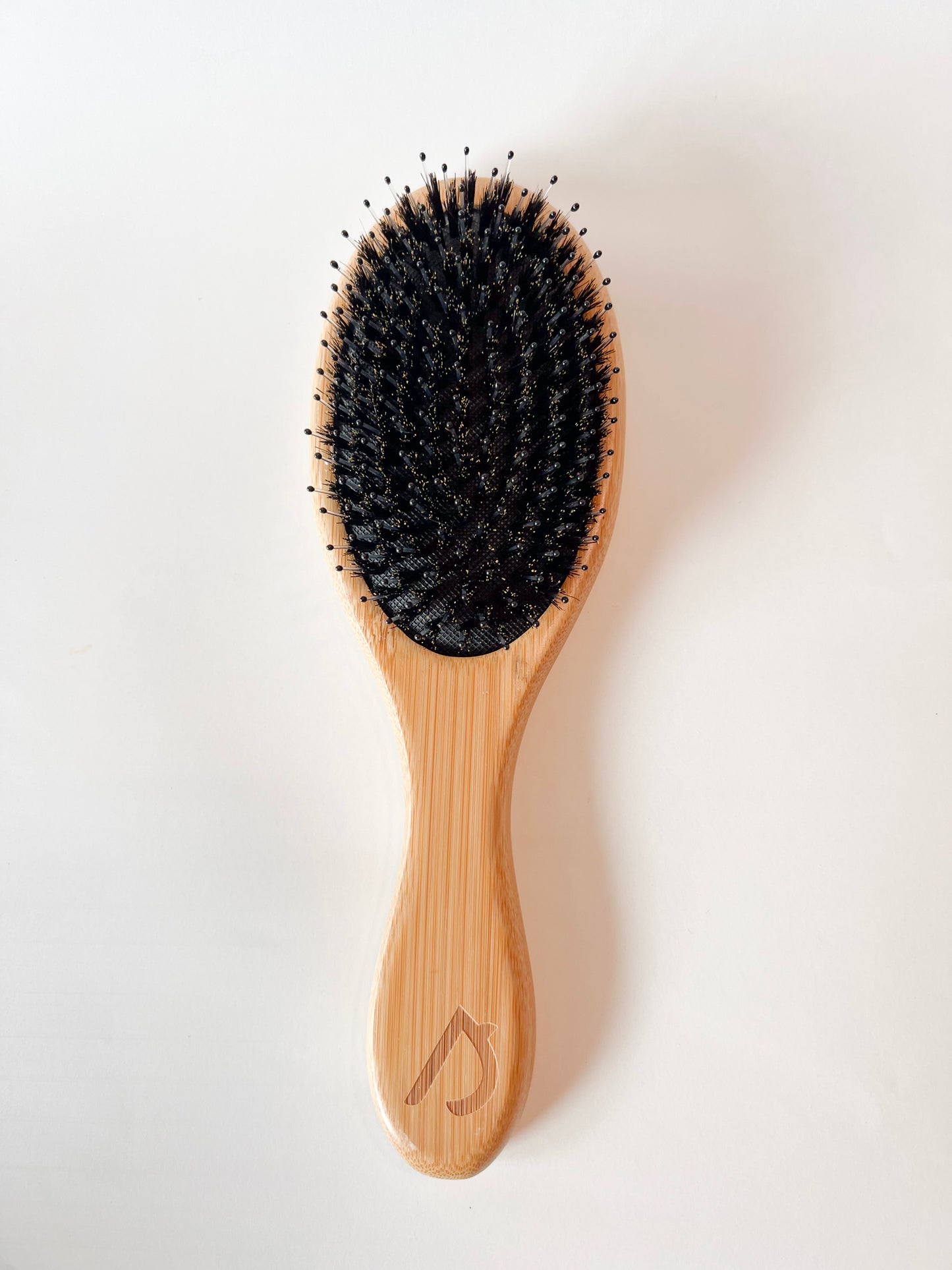 Hybrid Boar Bristle Oval Brush 5birdsbeauty